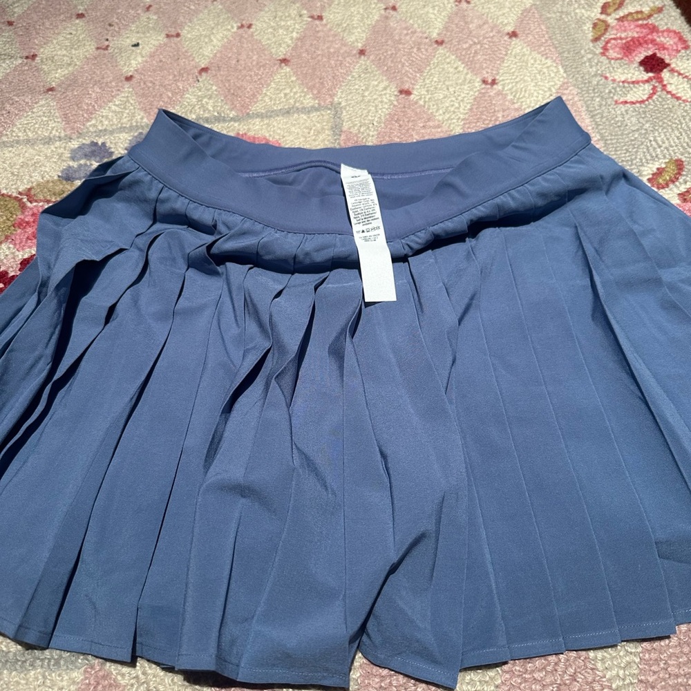 Lululemon NWOT high rise pleat tennis skirt